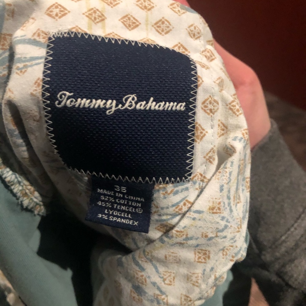 MENS Tommy Bahama Cargo Shorts